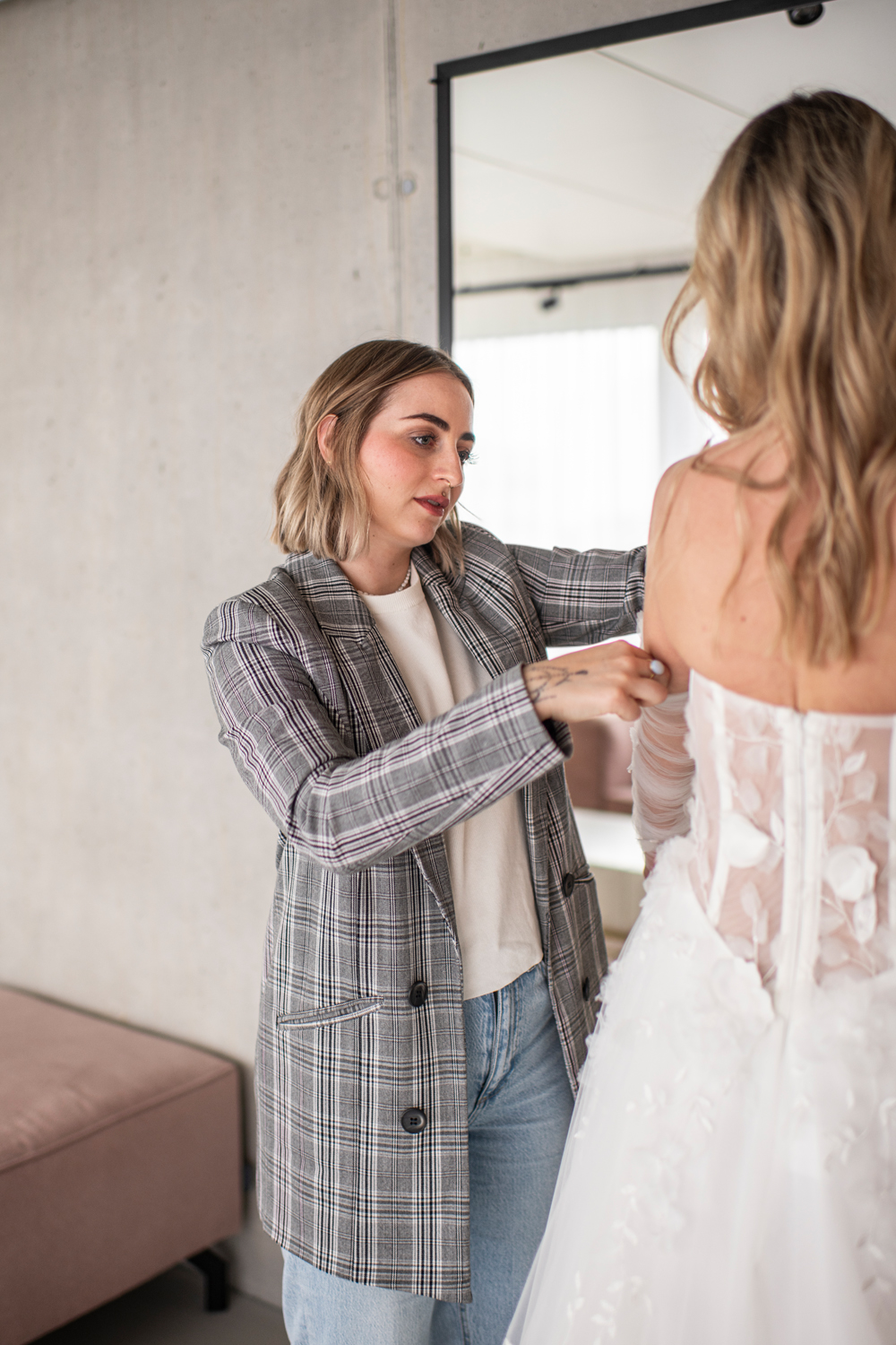 White_Essence_0289_small